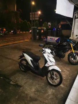 Honda beat karbu
