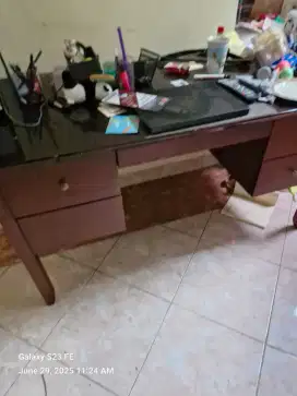 Meja belajar kayu jati