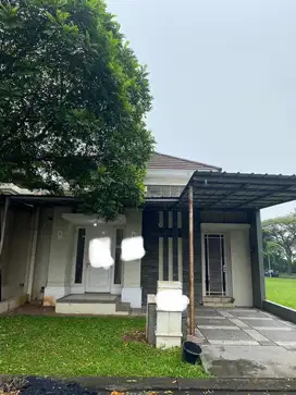 Rumah Disewa cluster Suvarna Padi Suvarna Sutera dekat golf bebas banj