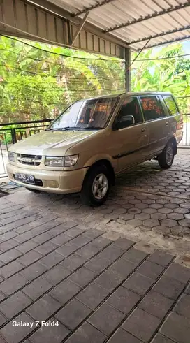 Isuzu panther LS mt 2000 tinggal pake siap TT
