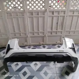 Bumper belakang veloz 2023
