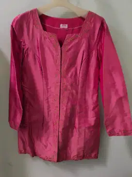 Atasan kebaya pesta