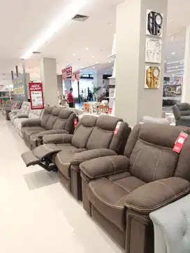 Satu set sofa reklainer winchester