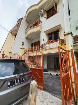 Dijual Segera Rumah Dalam Cluster Classic Modern di Duri Intan JakBar