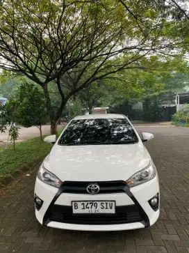 Toyota Yaris G AT THN 2014 
Pjk pjng bln 11-25