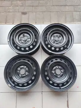 Velg kaleng r14