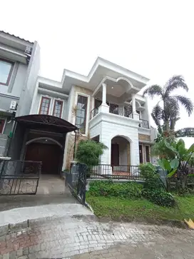 Disewakan Rumah Modern Siap Huni Di Villa Puncak Tidar, Malang