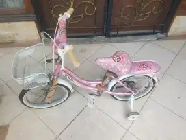 sepeda anak perempuan united 16 bekas