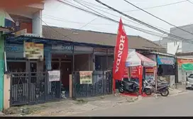 Rumah Beserta 4 Toko Lokasi Strategis sedang Turun Harga di Karawaci