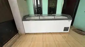 Freezer Sliding Sanwoo 700 liter