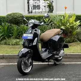 Piaggio Vespa Primavera 150 IGET ABS Tahun 2018 Warna HITAM PERFECT CO