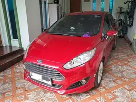 LIKE NEW - Ford Fiesta 1.0 EcoBoost S Bensin-AT 2014