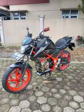 Cb 150R stretfire 2017