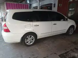 Livina XV matic 2011