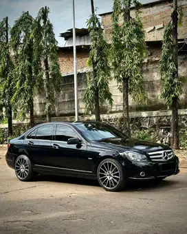 Mercedes Benz C200 CGI Hitam 2012 Tdp Murmer Ori Menarik Bu Antik Baru
