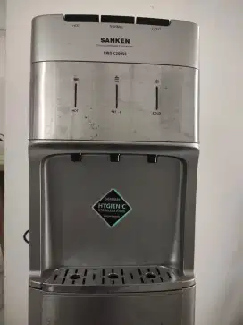 Dispenser Sanken