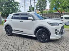 TDP Rendah Toyota Raize 1.0 Turbo GR Sport One Tone-AT 2021 Putih