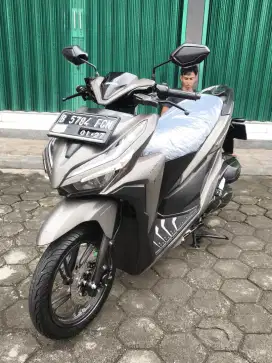 Bissmillah dijual motor Honda Vario LED new 150cc 2021