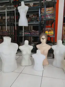 Patung manekin display baju