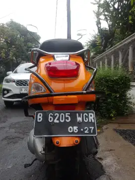 vespa S150 Piagio nik 2012