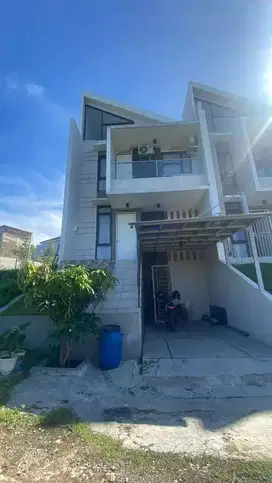 Rumah 2 Lantai Siap huni Di Pasir Impun Bandung City View