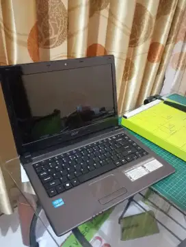 Laptop Acer 4750 Core i3