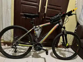 Sepeda MTB Polygon Monarch 4 26