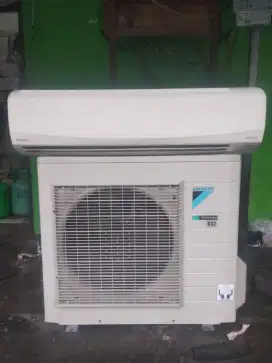 AC Daikin Inverter 2 PK R 32 Second+pasang Free Ongkir Jabotabek