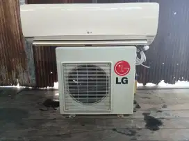DIJUAL AC BEKAS 1/2 PK GRATIS PASANG