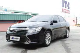 TDP 11JT Toyota Camry 2.5 V Bensin-AT Hitam 2016