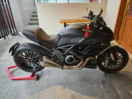Ducati Diavel 2013