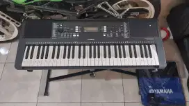 Keyboard yamaha psr E 363
