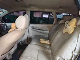 Toyota Kijang Innova 2005 Bensin