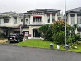 Rumah mewah furnished di the green BSD