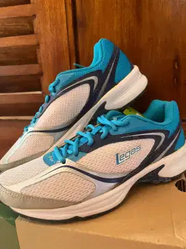 Sepatu League (New)