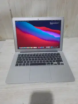 MacBook Air 2015| i5 4gb| ssd 128gb| 13in| Garansi 1Bulan