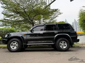 Toyota Land Cruiser VX80 1997