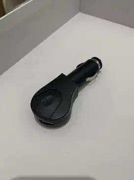 In Cigarete Out USB untuk Mobil Motor