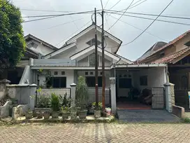 Rumah Vila Nusa Indah Jatiasih