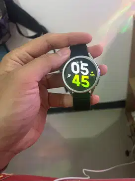 Dijual Samsung Galaxy Watch 6 Classic Silver 43 mm (Lengkap)
