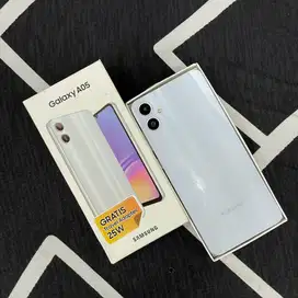 Samsung A05 Silver 4/128 GB Resmi