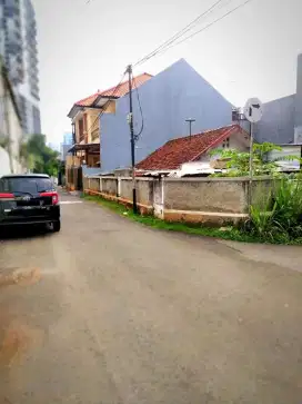 Dijual Rumah hook hitung tanah lokasi strategis di Tebet Selatan