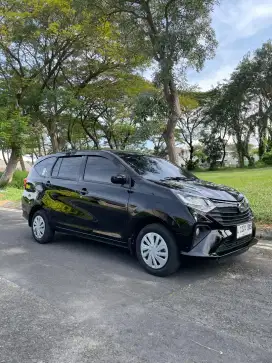 Daihatsu Sigra M manual MT 2024