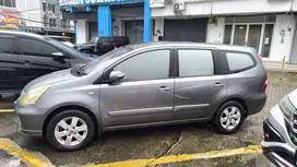 Nissan Grand livina 2010 Bensin