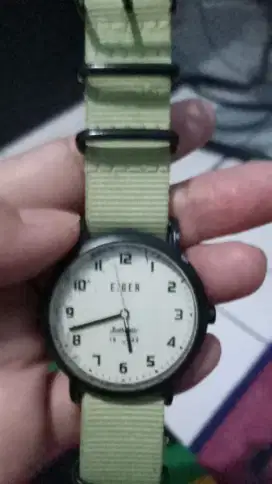 Jam tangan eiger