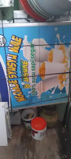 Meja portable lipat