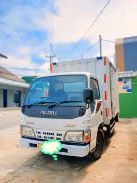 Isuzu Blind Elf