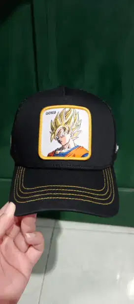 TOPI TRUCKER CAPSLAB GOKU