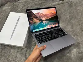 macbook air M1 2020