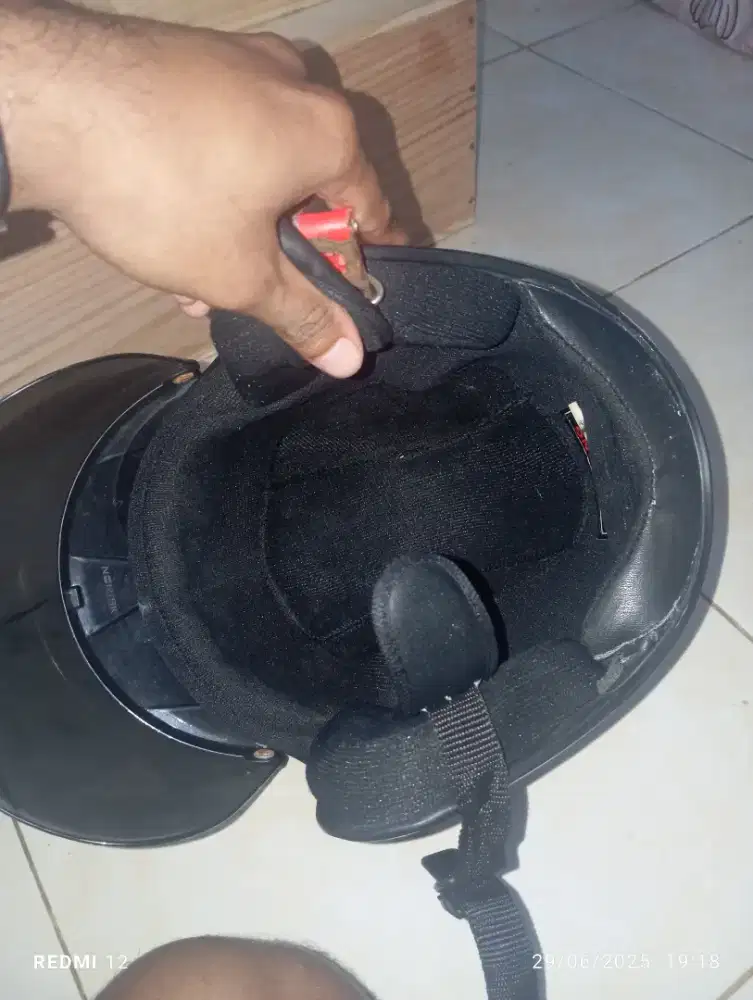Helm ARC kondisi mAsih Bagus